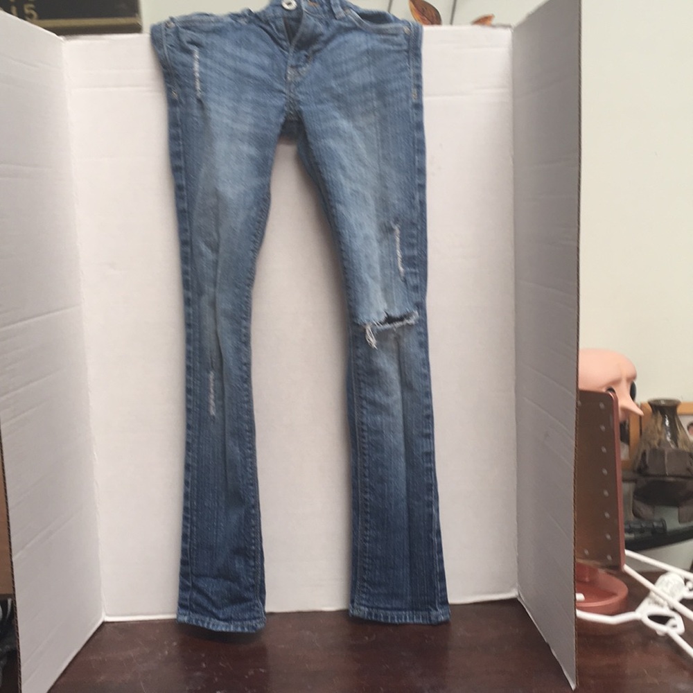 Levi jeans